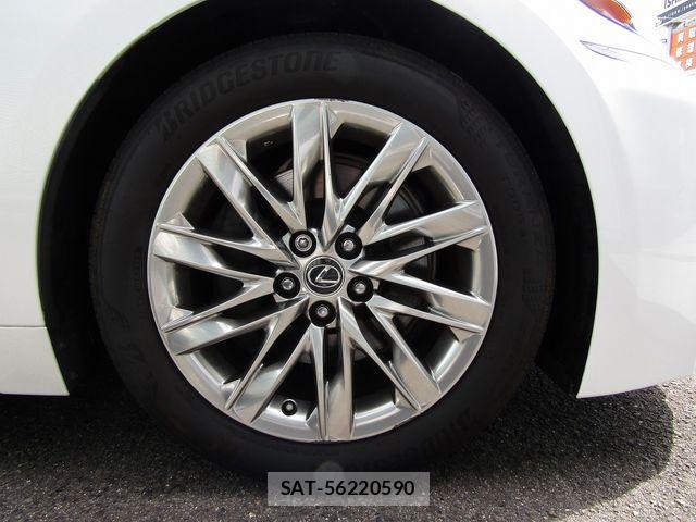 Lexus LS 2017-12 7786512-24