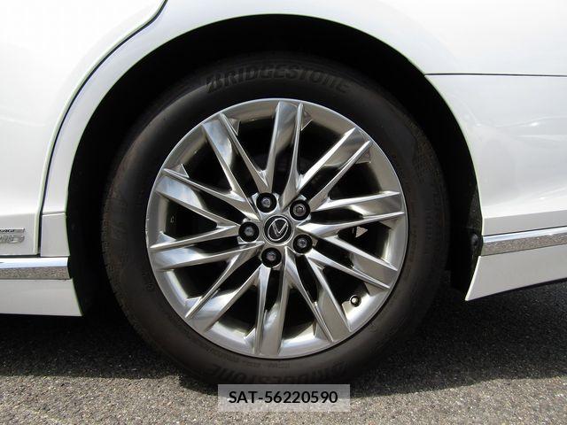 Lexus LS 2017-12 7786512-27