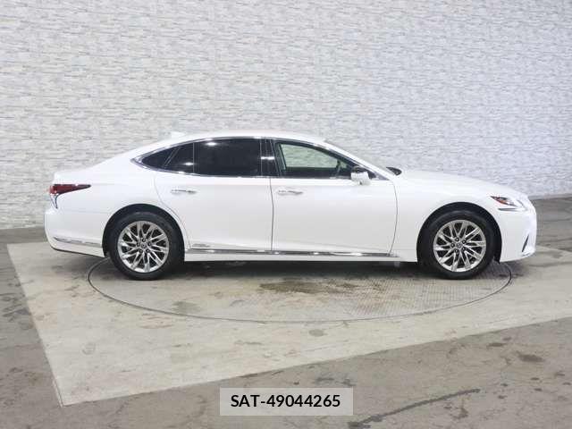 Lexus LS 2018-01 7786511-12
