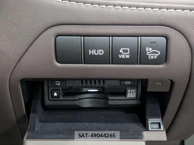 Lexus LS 2018-01 7786511-7