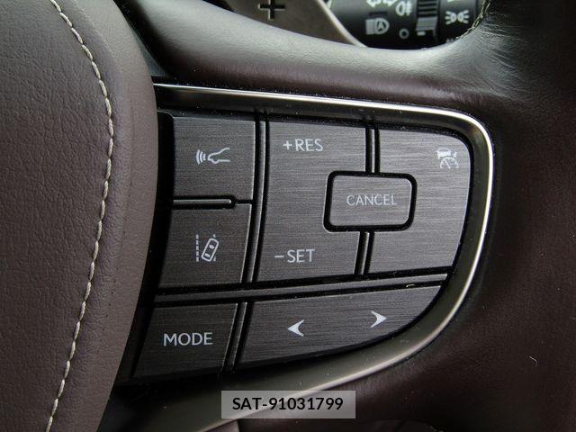 Lexus LS 2018-11 7786513-11