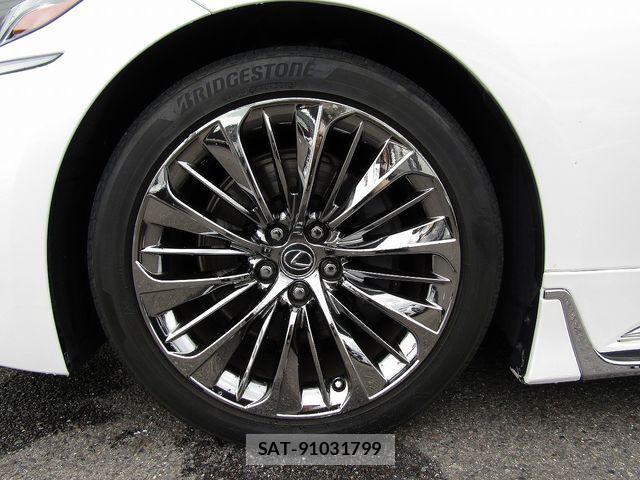 Lexus LS 2018-11 7786513-26