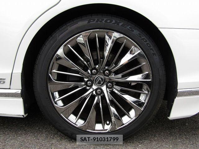 Lexus LS 2018-11 7786513-27
