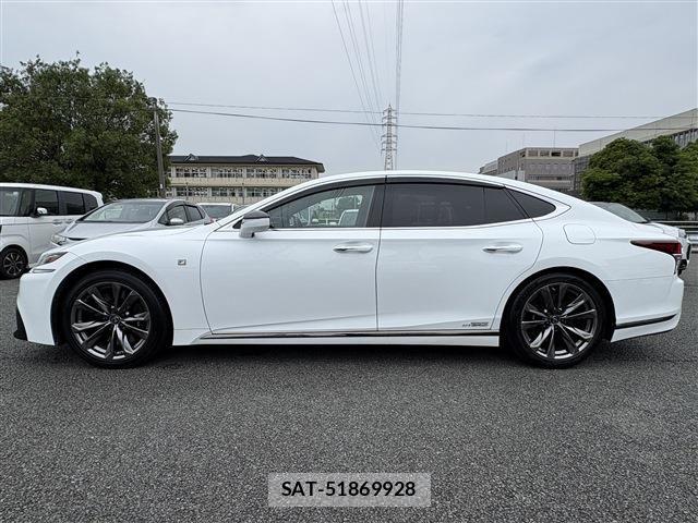 Lexus LS 2018-06 7877358-9