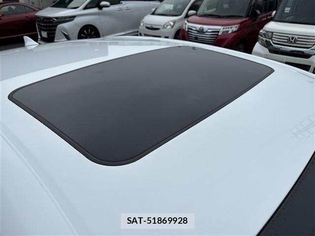 Lexus LS 2018-06 7877358-12