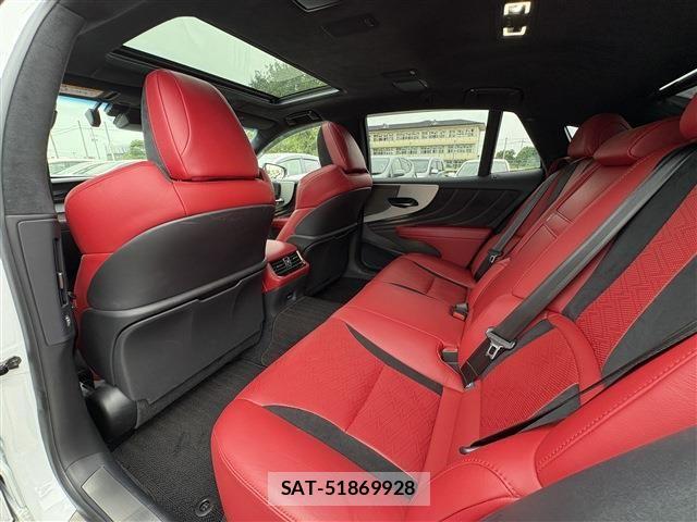 Lexus LS 2018-06 7877358-28