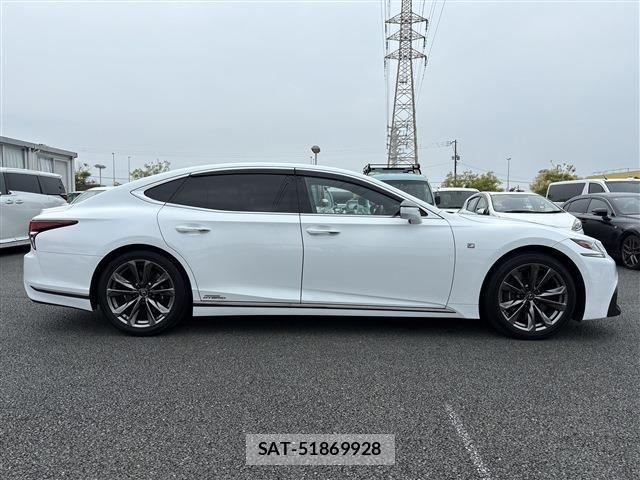Lexus LS 2018-06 7877358-6