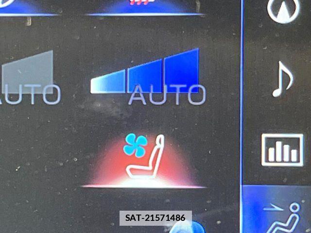Lexus LS 2019-10 7877359-6