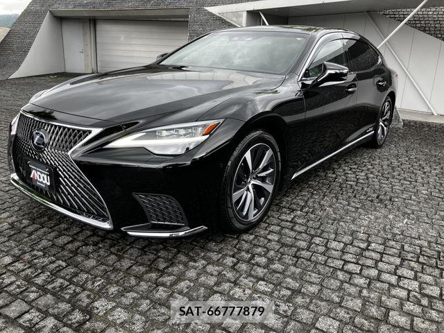 Lexus LS 2021-06 7962413-0