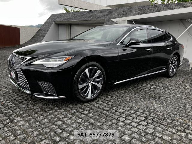 Lexus LS 2021-06 7962413-1