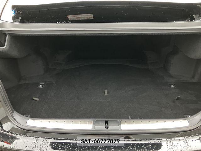 Lexus LS 2021-06 7962413-25
