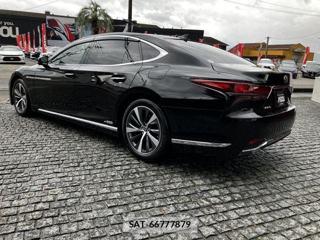 Lexus LS 2021-06 7962413-3