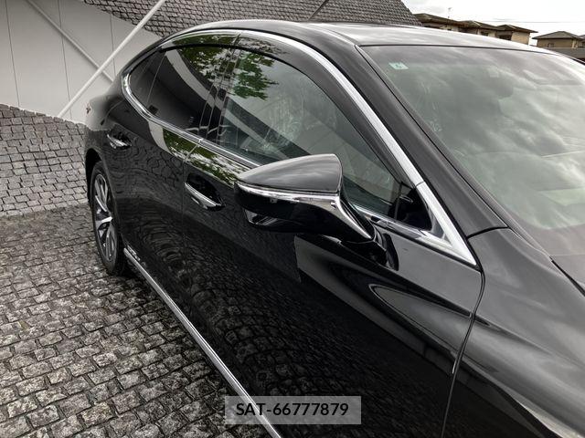 Lexus LS 2021-06 7962413-4