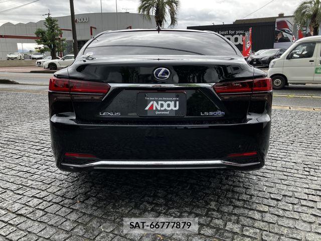 Lexus LS 2021-06 7962413-6