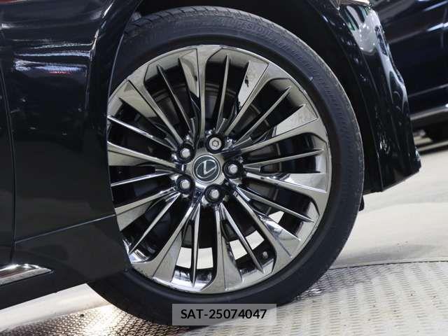 Lexus LS 2017-11 8036440-9