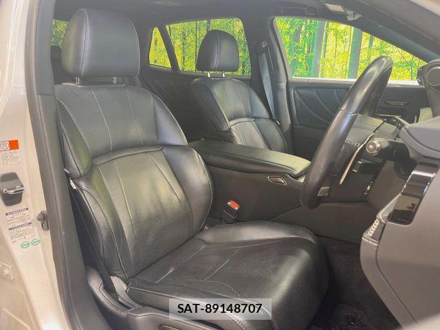 Lexus LS 2018-05 8036441-10