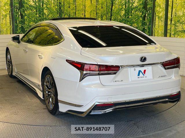Lexus LS 2018-05 8036441-17