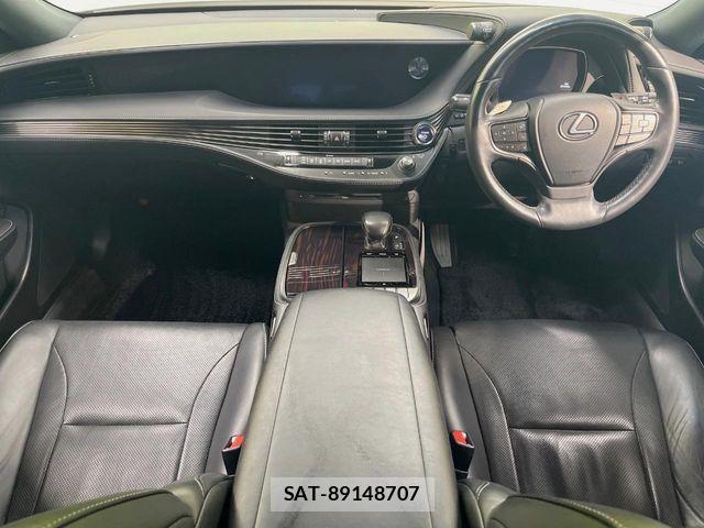 Lexus LS 2018-05 8036441-1