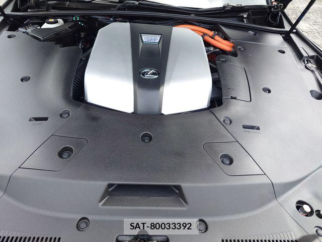 Lexus LS 2021-06 8074349-26