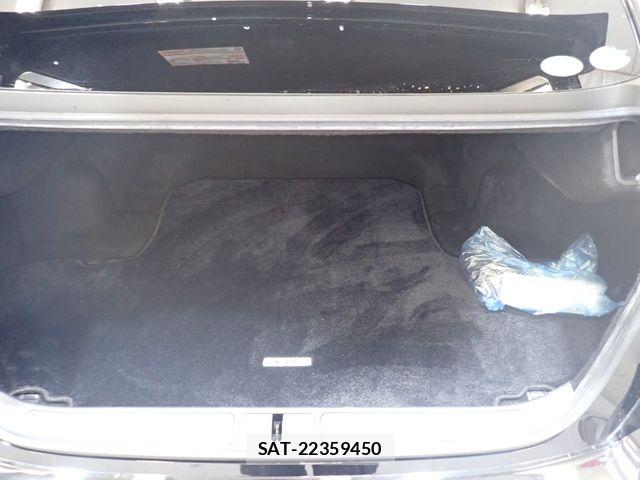 Lexus LS 2017-12 8074347-26