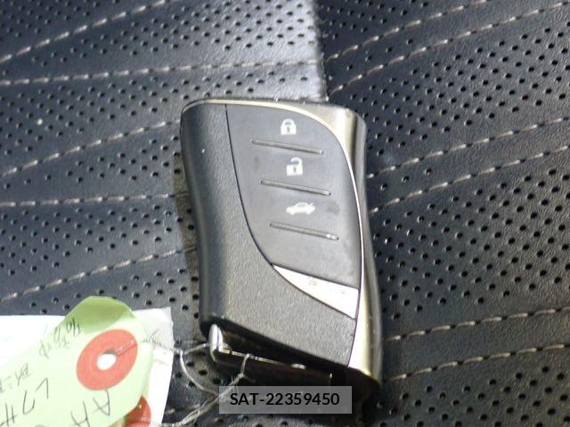 Lexus LS 2017-12 8074347-29