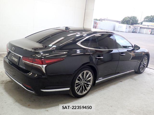 Lexus LS 2017-12 8074347-7