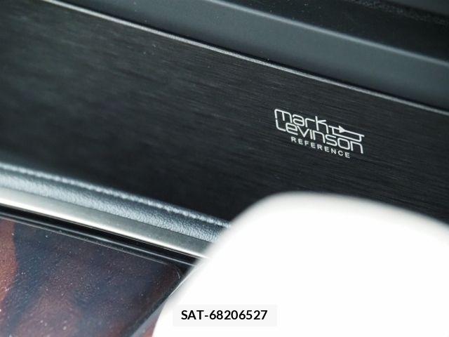 Lexus LS 2021-06 8100143-16