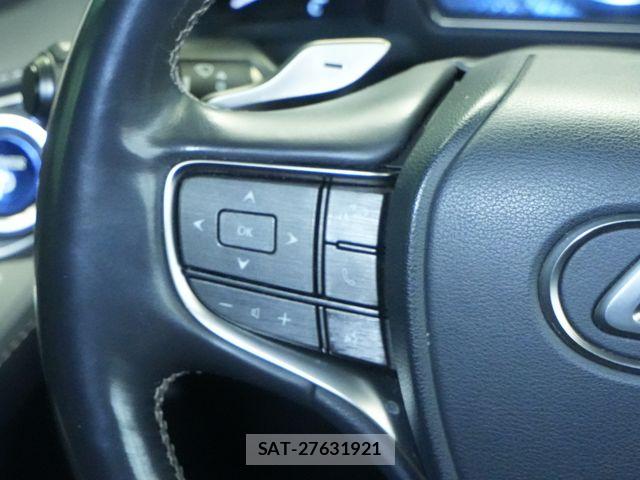 Lexus LS 2017-12 8100146-12