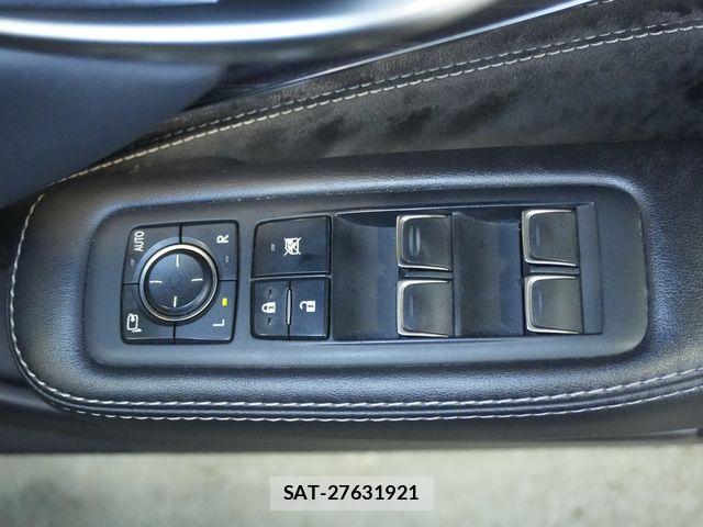 Lexus LS 2017-12 8100146-22