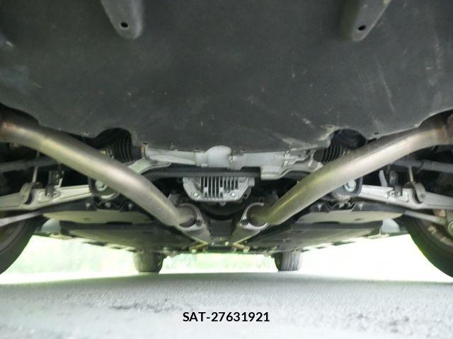 Lexus LS 2017-12 8100146-25