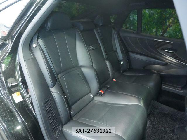 Lexus LS 2017-12 8100146-27