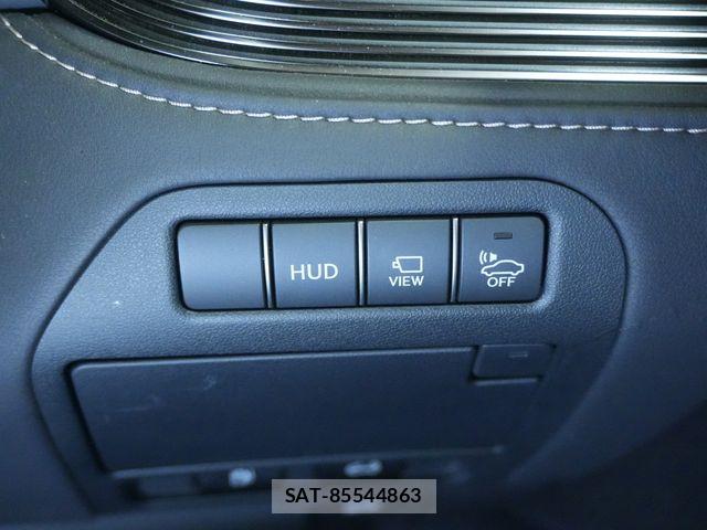 Lexus LS 2018-07 8100144-14