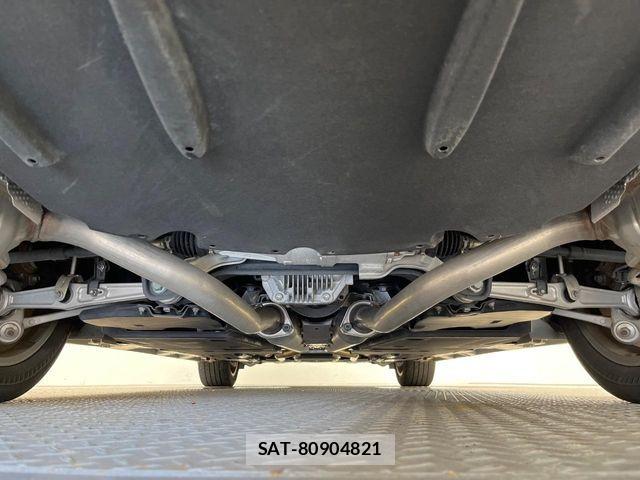 Lexus LS 2018-01 8131010-18