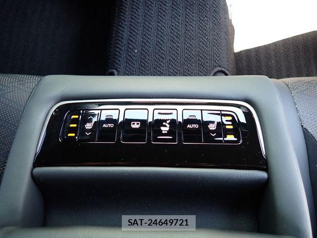Lexus LS 2021-06 8158698-26
