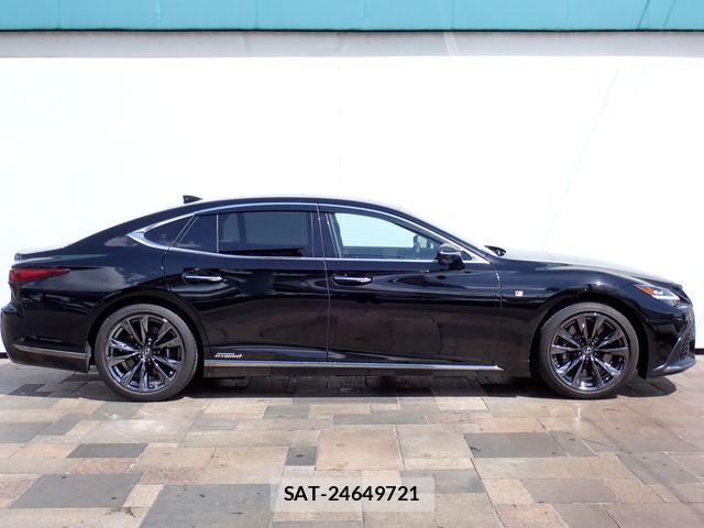 Lexus LS 2021-06 8158698-4