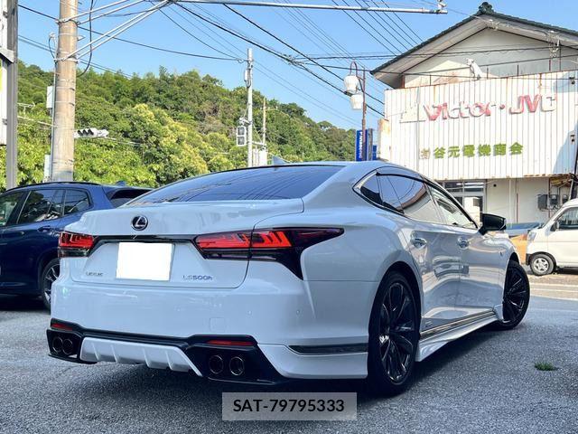 Lexus LS 2021-10 8158697-11