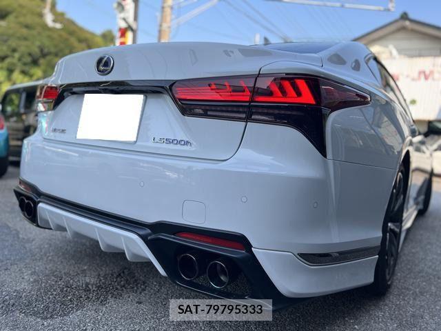 Lexus LS 2021-10 8158697-15