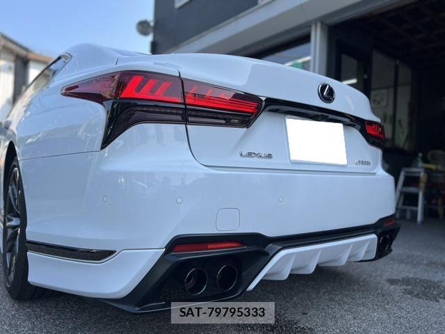Lexus LS 2021-10 8158697-16