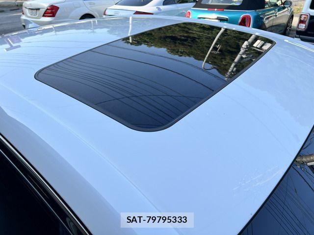 Lexus LS 2021-10 8158697-17