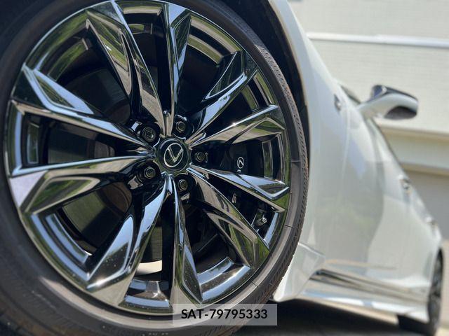 Lexus LS 2021-10 8158697-18
