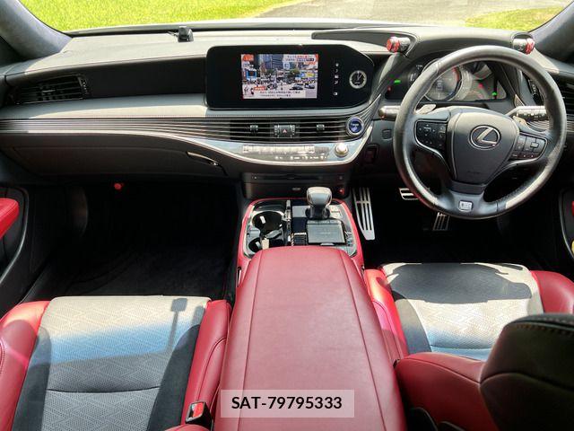 Lexus LS 2021-10 8158697-2