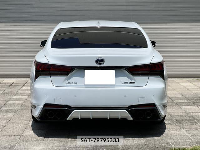 Lexus LS 2021-10 8158697-7