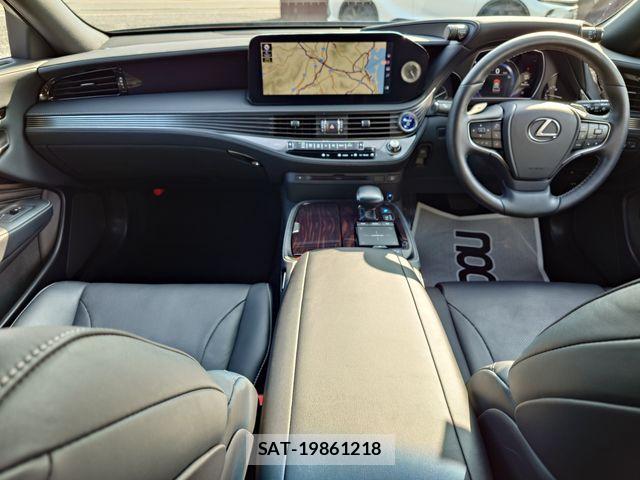 Lexus LS 2021-07 8245725-8