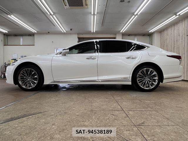 Lexus LS 2017-12 8315191-17