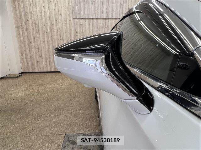 Lexus LS 2017-12 8315191-21