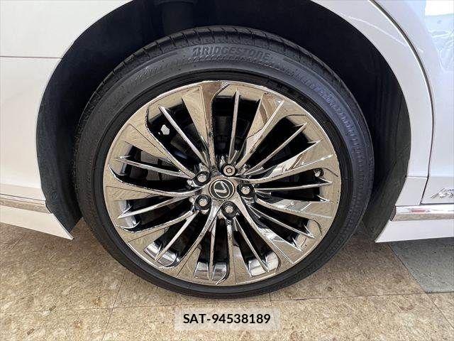 Lexus LS 2017-12 8315191-22