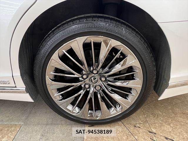 Lexus LS 2017-12 8315191-23