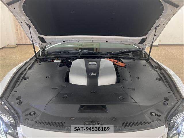 Lexus LS 2017-12 8315191-26