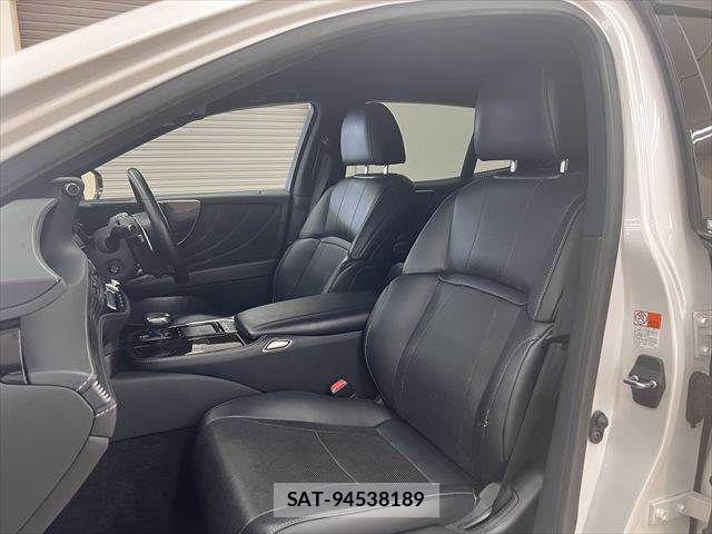 Lexus LS 2017-12 8315191-28