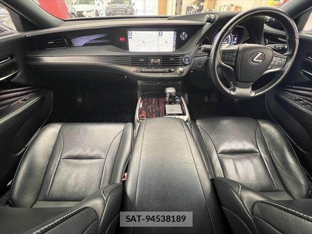 Lexus LS 2017-12 8315191-2